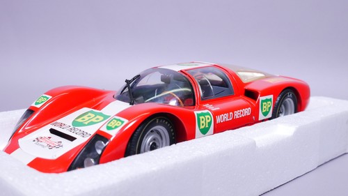 Minichamps porsche 906 - 1:18,