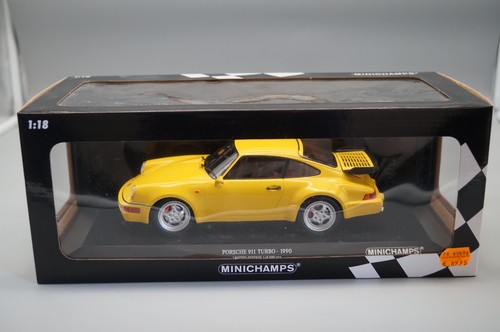 Minichamps 155069100 - 1:18,