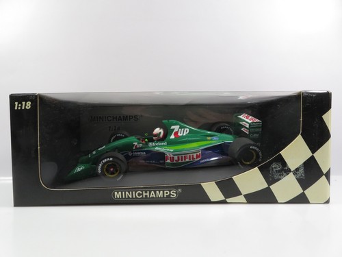 Minichamps 100910031 - 1:18,