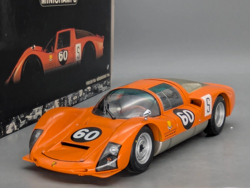 Modellautos minichamps - 1:18,