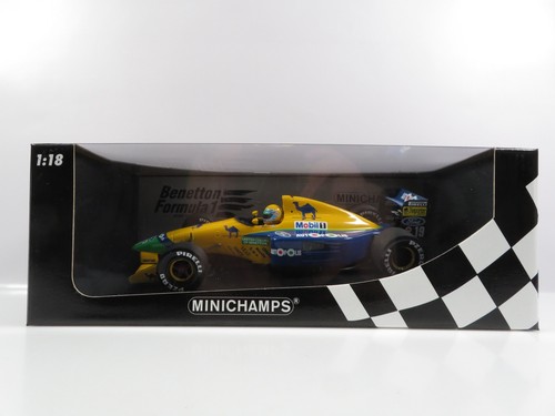 Minichamps 100910019 - 1:18,