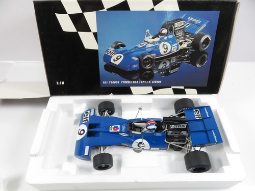 Minichamps 181710009 - 1:18,