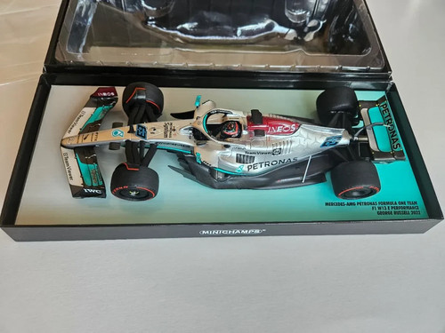 2022 mercedes w13 - f1,