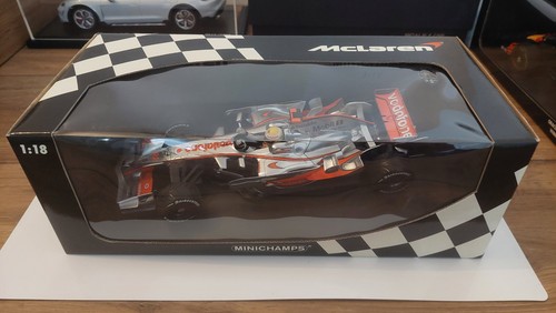 Minichamps mclaren - 1/18,