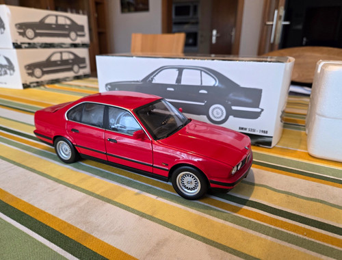 Minichamps bmw 535i e34 - minichamps,