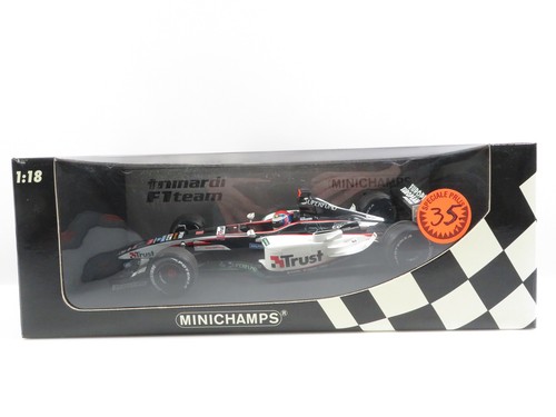 Minichamps 100030018 - 1:18,