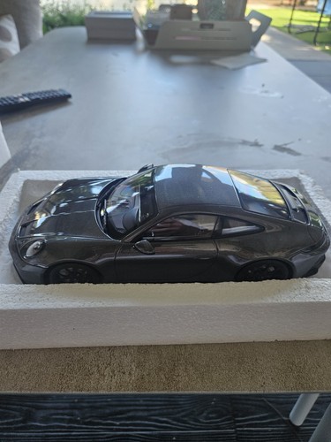 Minichamps porsche 911 - 1:18,