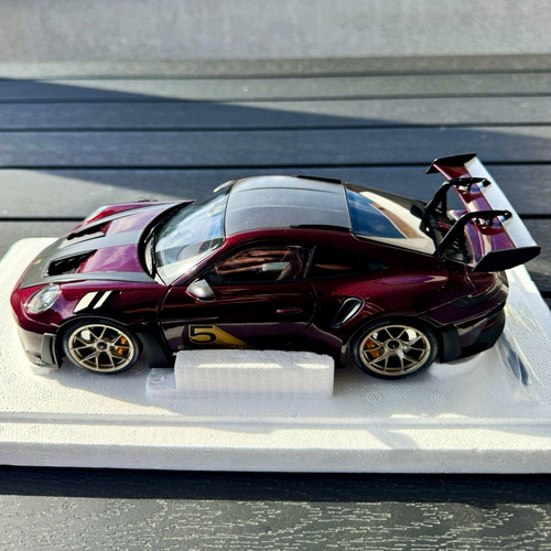 Porsche 911 gt3 rs - (992),