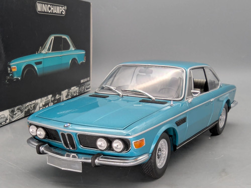 Modellautos minichamps - 1:18,