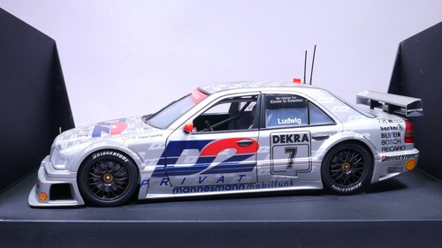 Minichamps 180943307 - 1:18,