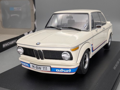 Modellautos minichamps - 1:18,