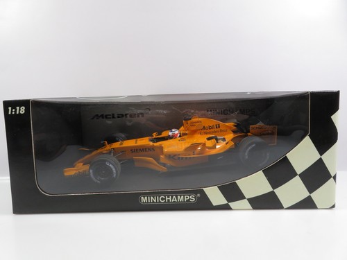 Minichamps 530061873 - 1:18,